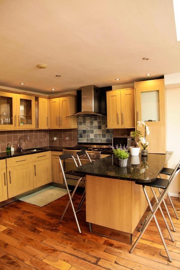 Ravenscourt House Hotel Londen Buitenkant foto